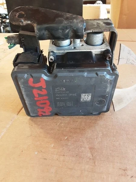 2009-2010 Jeep Grand Cherokee ABS Pump Assembly 68046110AA OEM - Image 4 of 4