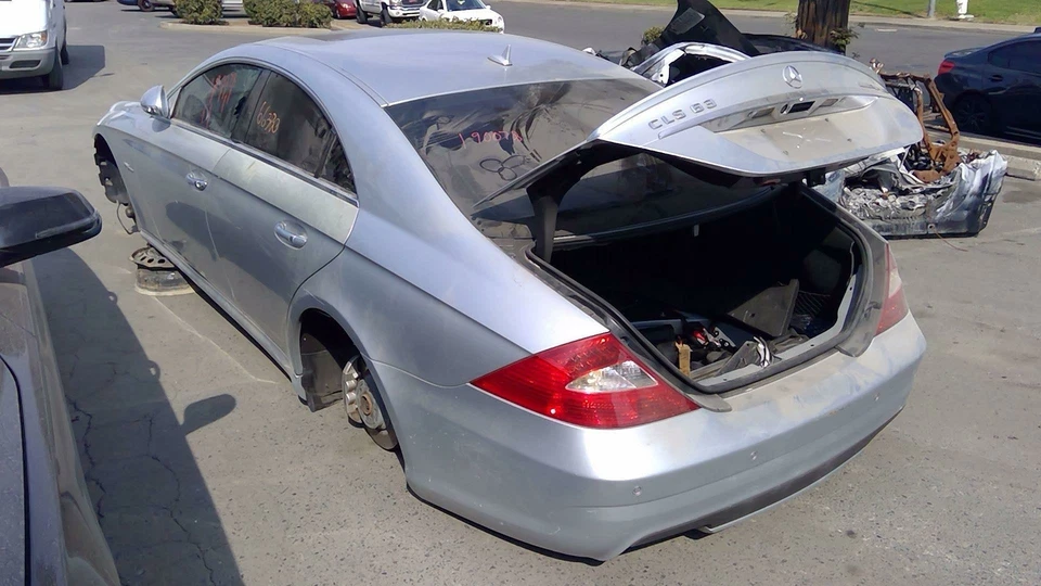 06 07 08 09 10 11 freno trasero MERCEDES CLS 64 AMG Foto 2 de 4