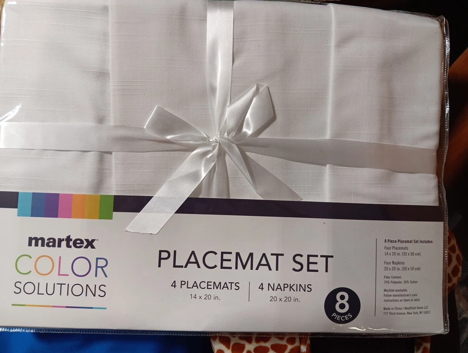 Martex Color Ivory White Placemat Set 8 pieces 4 Placemats 4 Napkins 14 x 20 NIP - Image 2 of 4