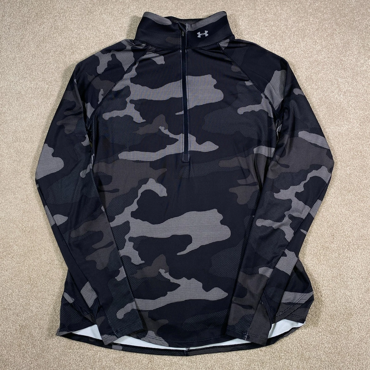 Sueter under online armour camuflaje
