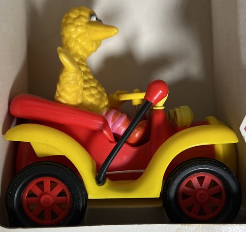 Sesame Street Big Bird Lever Action Old Time Car - New & Box Worn - 045782088198 - Picture 2 of 11