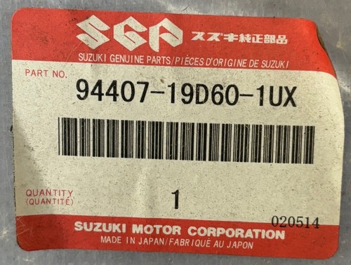 NOS Genuine Suzuki RH Under Cowling fits RG125F (1992-1994) Non UK (VERY RARE) - Picture 11 of 11