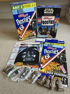 Vintage Kelloggs Star Wars Cereal Toys Set 90’s Box’s