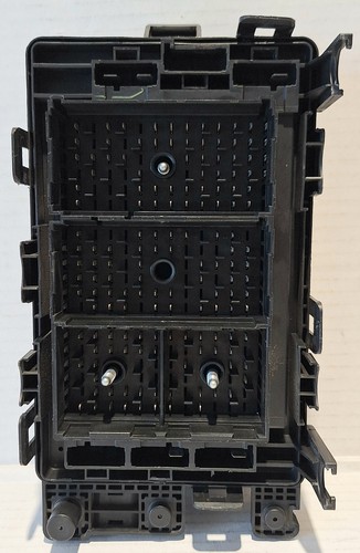 Caja de fusibles bahía motor Chevy Trailblazer GMC Envoy 15141559 5,3 6,0 - Imagen 6 de 6