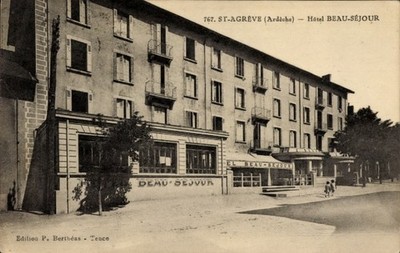 Ak St. Agrève Ardèche, Hotel Beau Séjour, Straßenpartie - 4806454