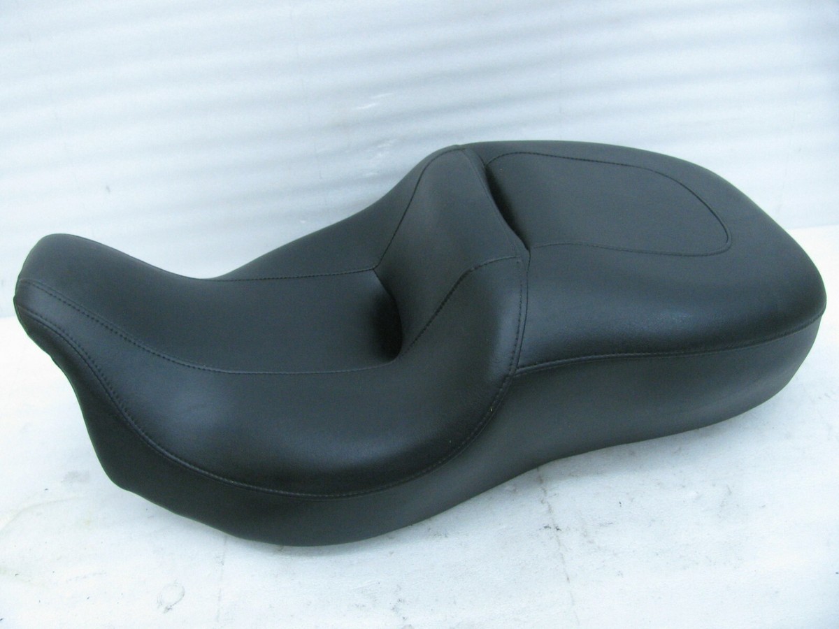 Harley Davidson Touring Seat 52164-10 Street Glide Road King Ultra
