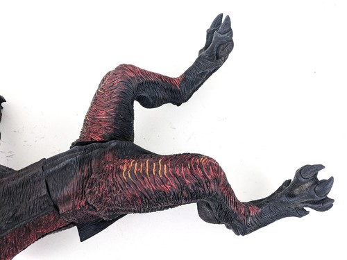 NECA IL SIGNORE DEGLI ANELLI LOTR 25" BALROG FIGURA CODA MANCANTE - Foto 4 di 20