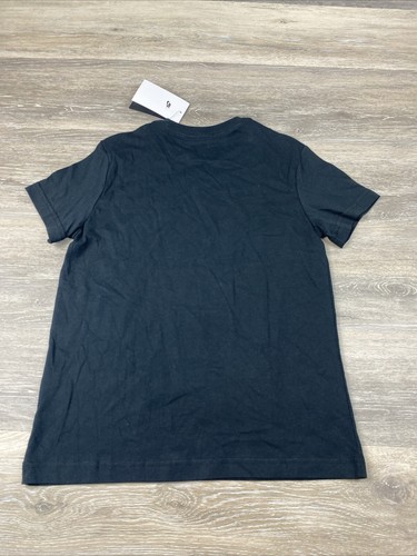 Nike The Nike Tee Loose Fit Boys M Short Sleeve Athletic Shirt Black FD0928 - Picture 6 of 6
