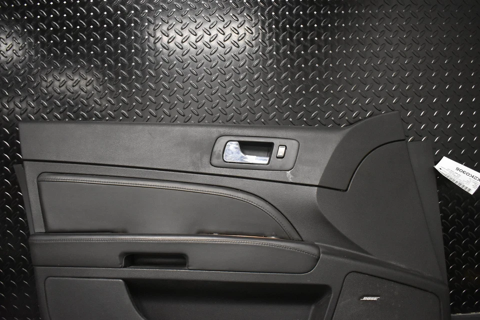 2008 - 2011 Cadillac STS Driver LH Left Ebony-192 Front Door Trim Panel Foto 2 de 4