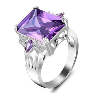 Solitaire Purple Amethyst & Cubic Zirconia Fabulous Gemstone Engagement Ring