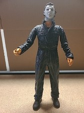 2004 NECA Michael Myers Halloween Collectible...