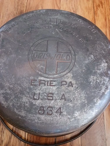 Vtg Griswold 9 No. 834 Cast Iron Dutch Oven Stant Big Logo No Lid Erie PA USA
