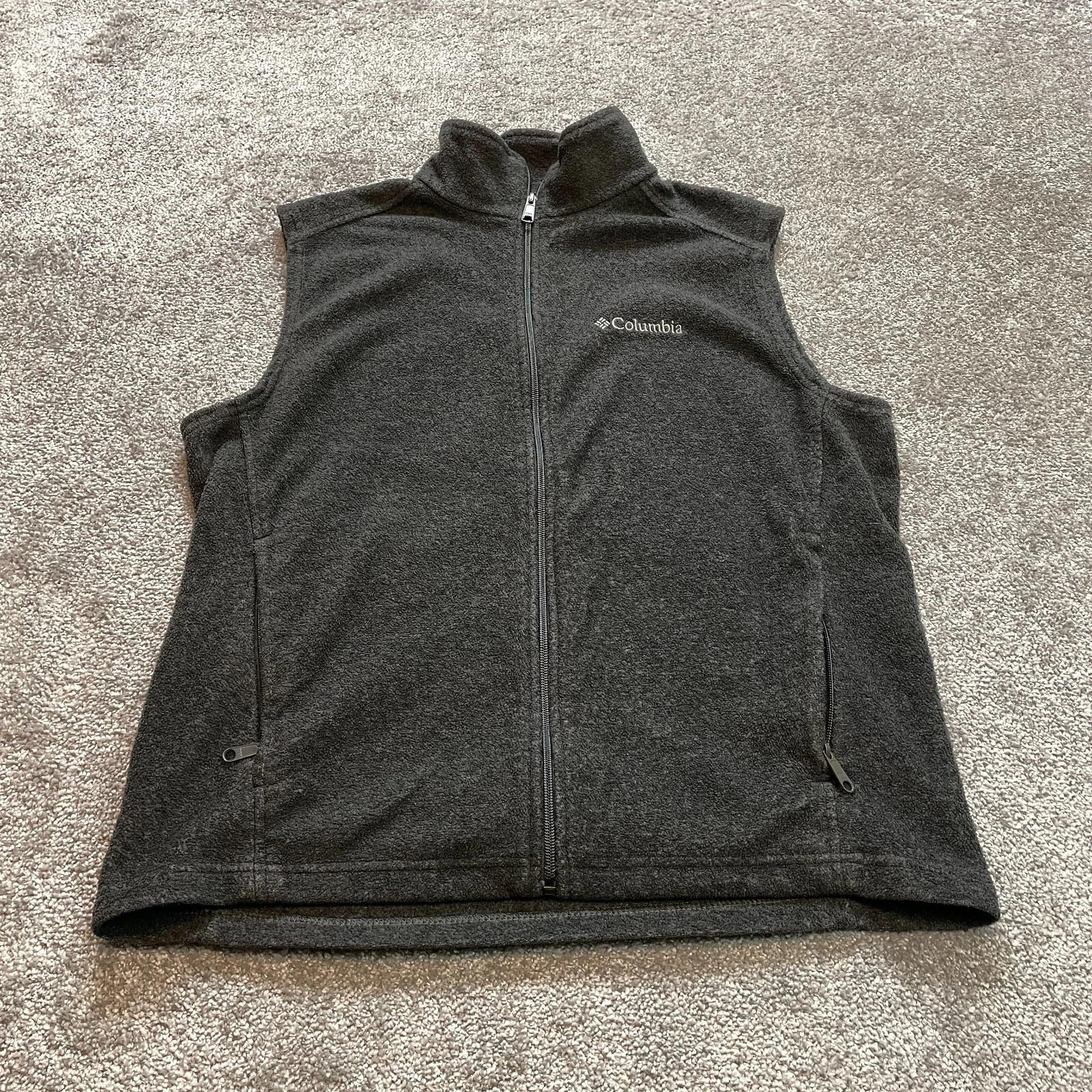 Columbia Vest Jacket Mens Medium Dark Gray Fleece Full Zip Logo Active Adult