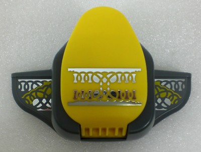  We R Memory Keepers Edge Border Paper Punch LOOP   NEW