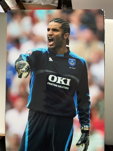 Portsmouth FC Colour Photos - Peter Crouch, David James & Glen Johnson 2008/09. - Picture 3 of 6