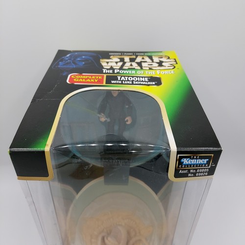 Kenner Star Wars Power of the Force Tatooine with Luke Skywalker Figure Set - Picture 5 of 5
