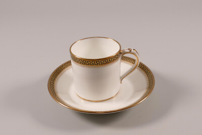 Mintons England Sammeltasse und Untertasse Goldband