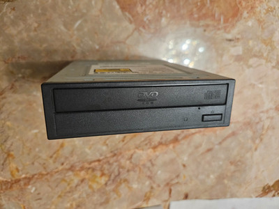 Vintage Retro Black IDE DVD Drive: Samsung DVD Master 16E SD-616