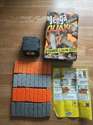 Jenga Quake Game Hasbro Earthquake Shaking Vibrating TESTED WORKS COMPLETE