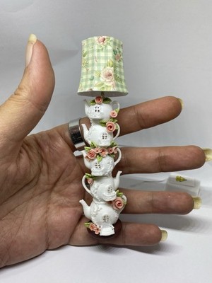 Stehlampe Eiche Miniatur Sammlerstück im Maßstab 12 Teekanne Häuser
