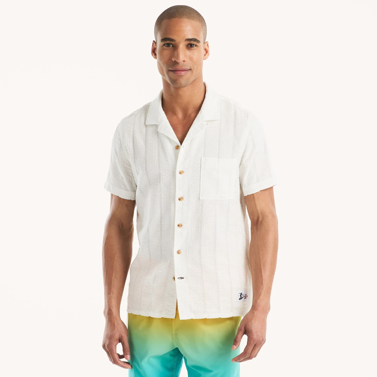 Nautica Men's Seersucker Camp Short-Sleeve Camp Shirt Egret Size L Style W56800