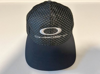 OAKLEY Cap, Schwarz/Carbonlook, Guter Zustand!