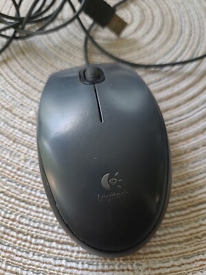 LOGITECH M100 Computer Maus Standard Schwarz USB Kabelgebunden