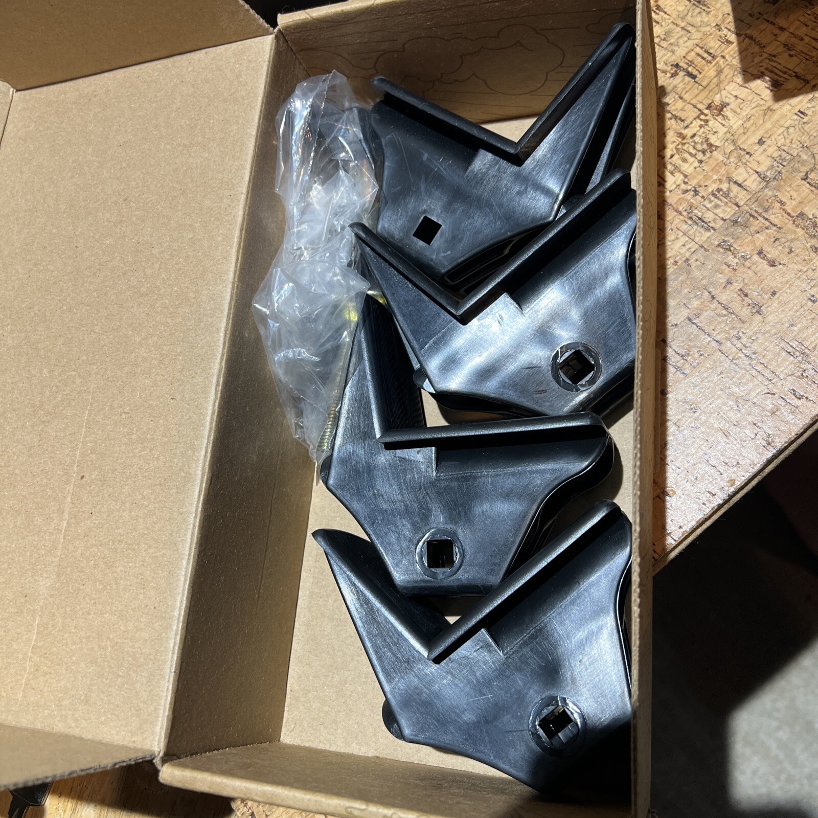 Set of 4 Yakima Load Stops Gunwale Brackets for Round Bars , Canoe