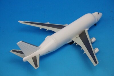 ドラゴン 1/400 747-400LCF ボーイング sddefault.jpg