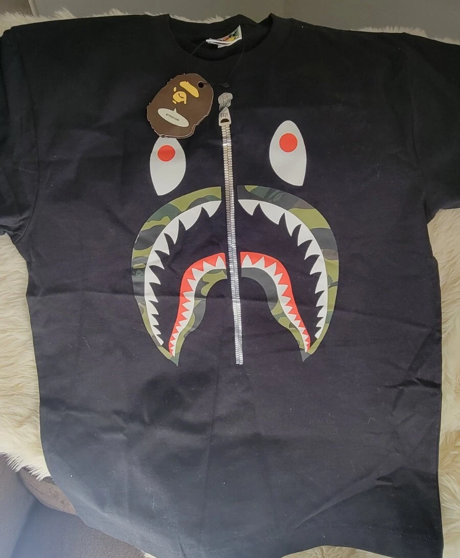 Bape Shark T-shirt - Comprar en VEKICKZ