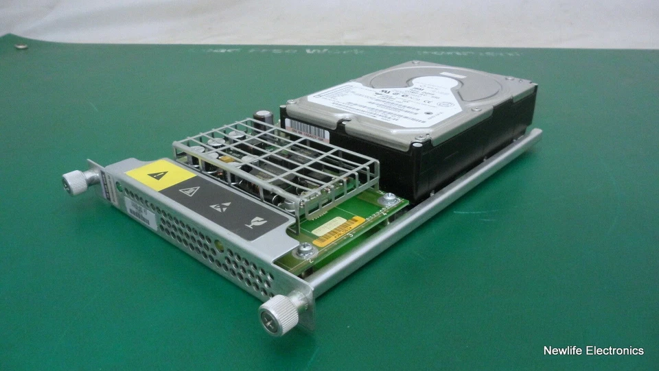 IBM U36698-002 18GB 7,200 RPM 3.5 in. SCSI SE 80-Pin Disk Module IEC-950 - Image 2 of 4