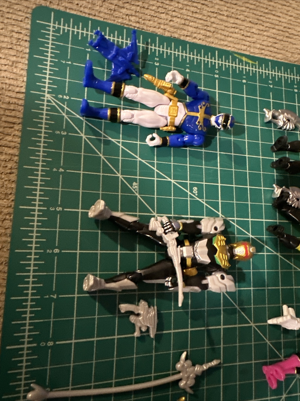Power Rangers Megaforce 4 inch Yellow Red Black Blue Vrak Robo Knight Loogie (9)