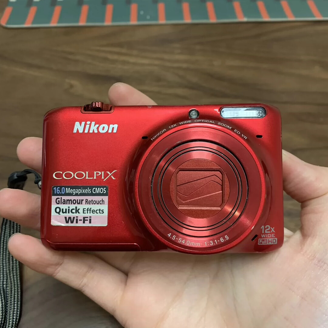 Nikon COOLPIX S6500 16.0MP Red Digital Camera 16MP 12X Zoom Nikon COOLPIX S6500 16.0MP Red Digital Camera 16MP 12X Zoom