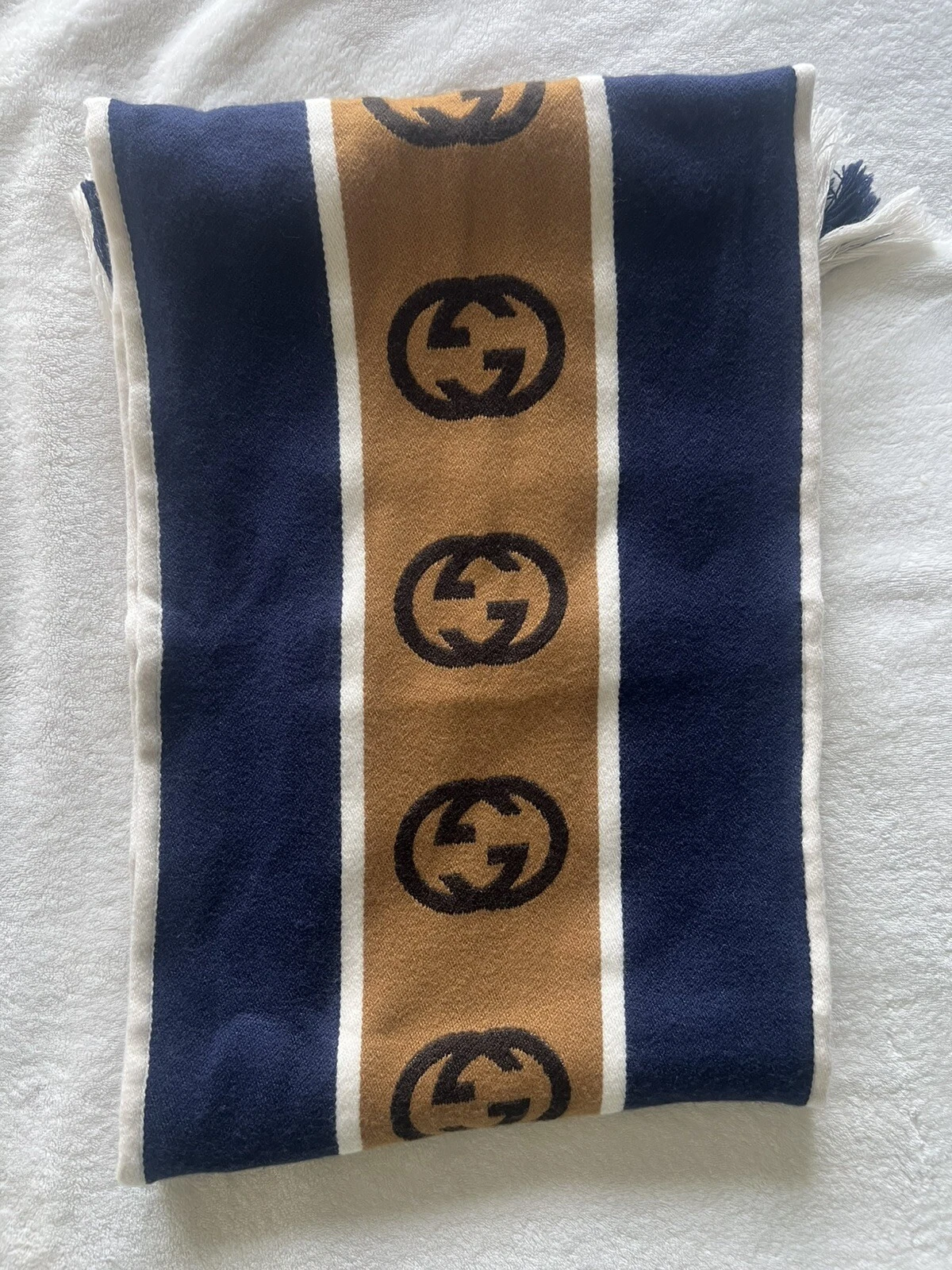 Authentique grande écharpe Gucci en laine mélangée bleue pré aimée