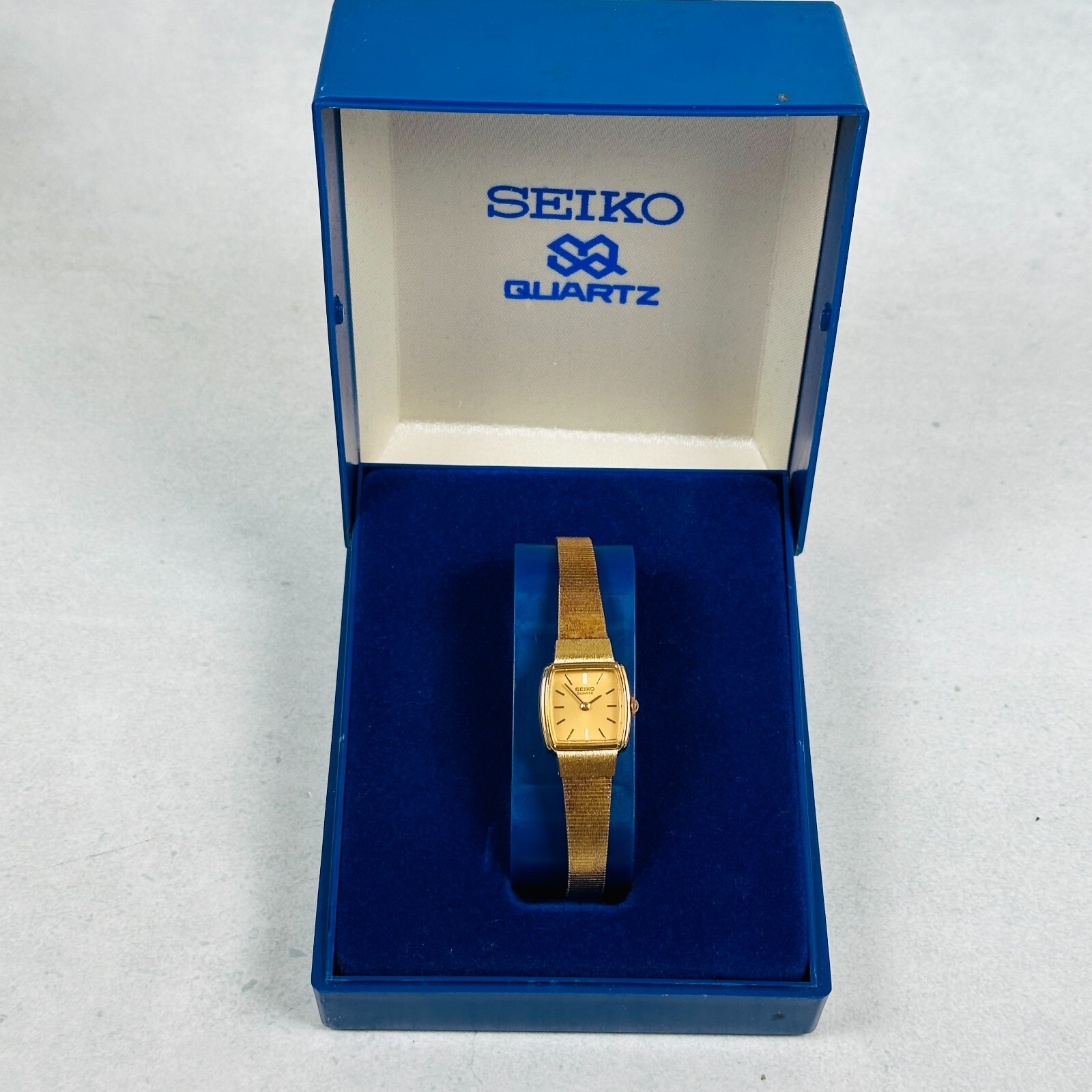 vtg-seiko-watch-womens-18mm-square-quartz-gold-tone-5420-5220-new