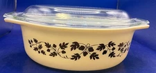 Vintage Pyrex Cinderella Golden Touch 1 1/2 Quart Oval Casserole MIB