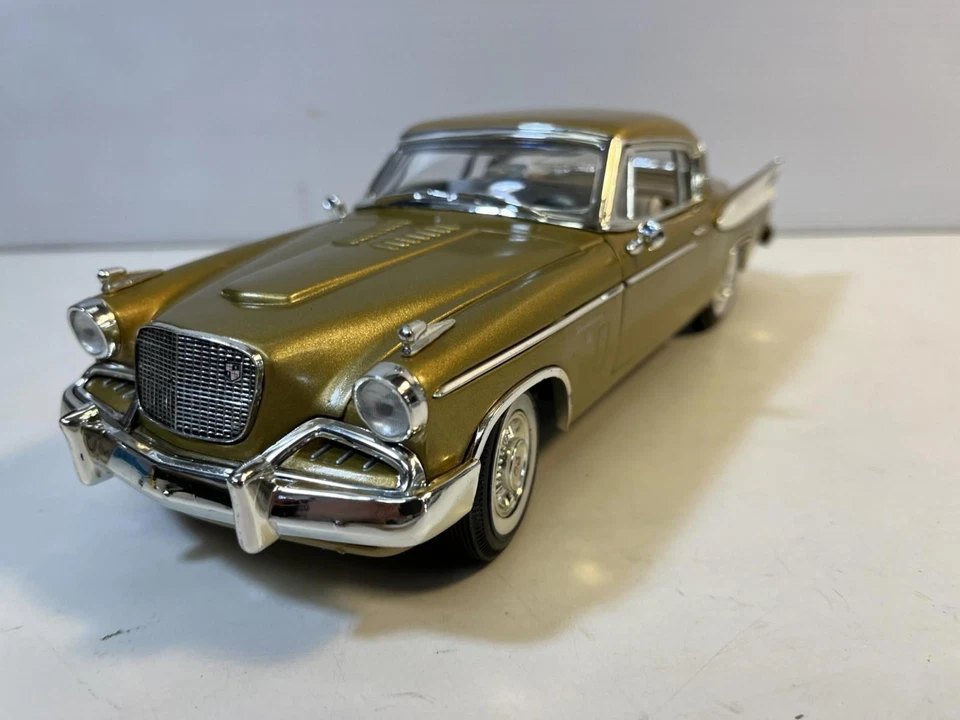 1957 Studebaker Golden Hawk Diecast Model Car: 1/18 Scale By Anson - Image 2 of 4