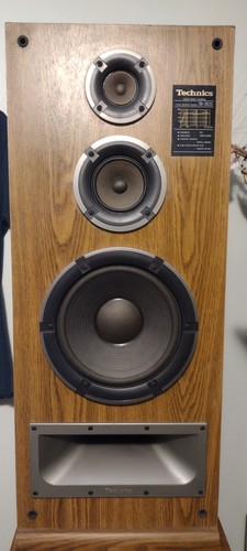 Technics SB 2825 pair 2 speakers