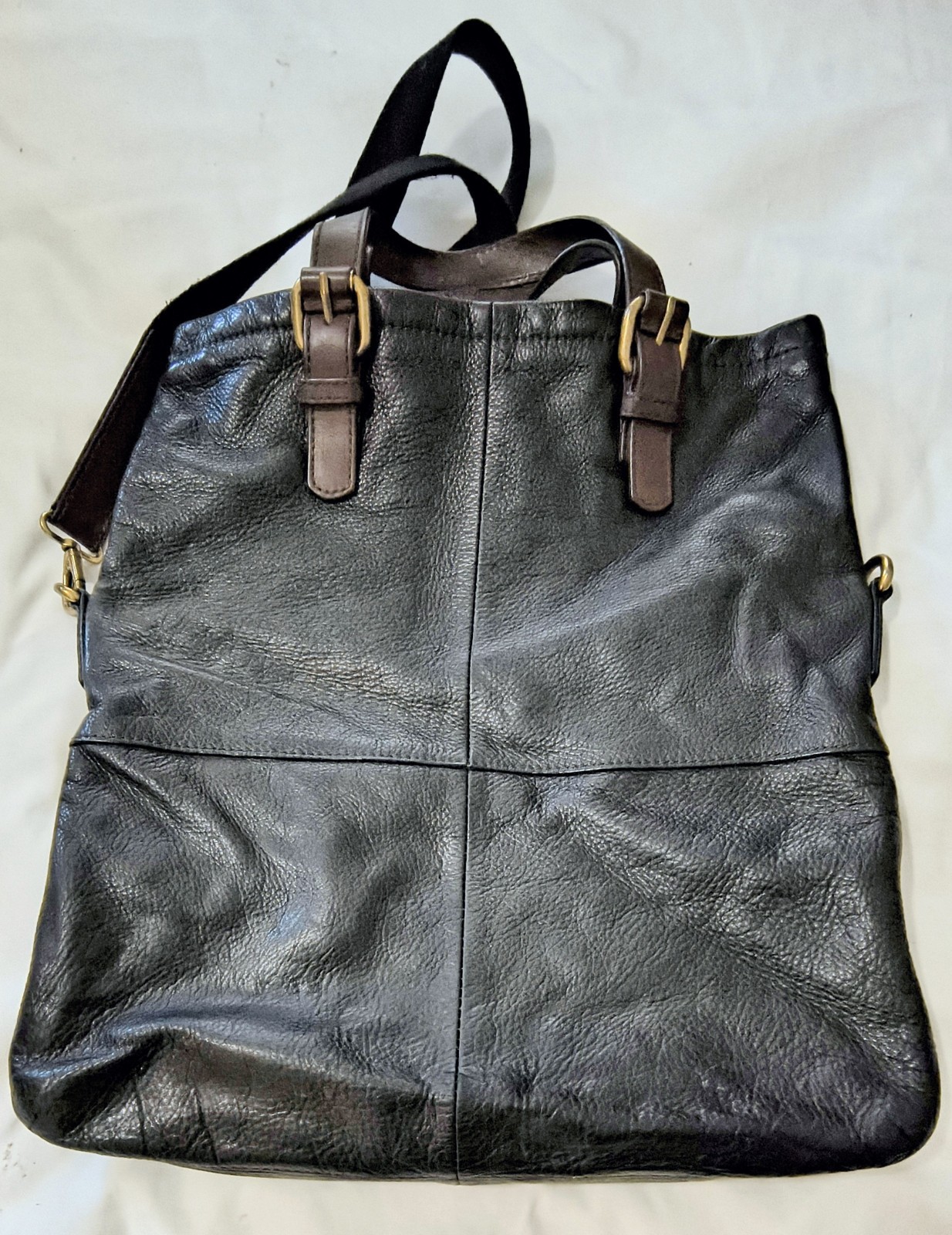Fossil Explorer XL Black Leather Fold Over Crossbody Hobo Tote Shoulder Bag