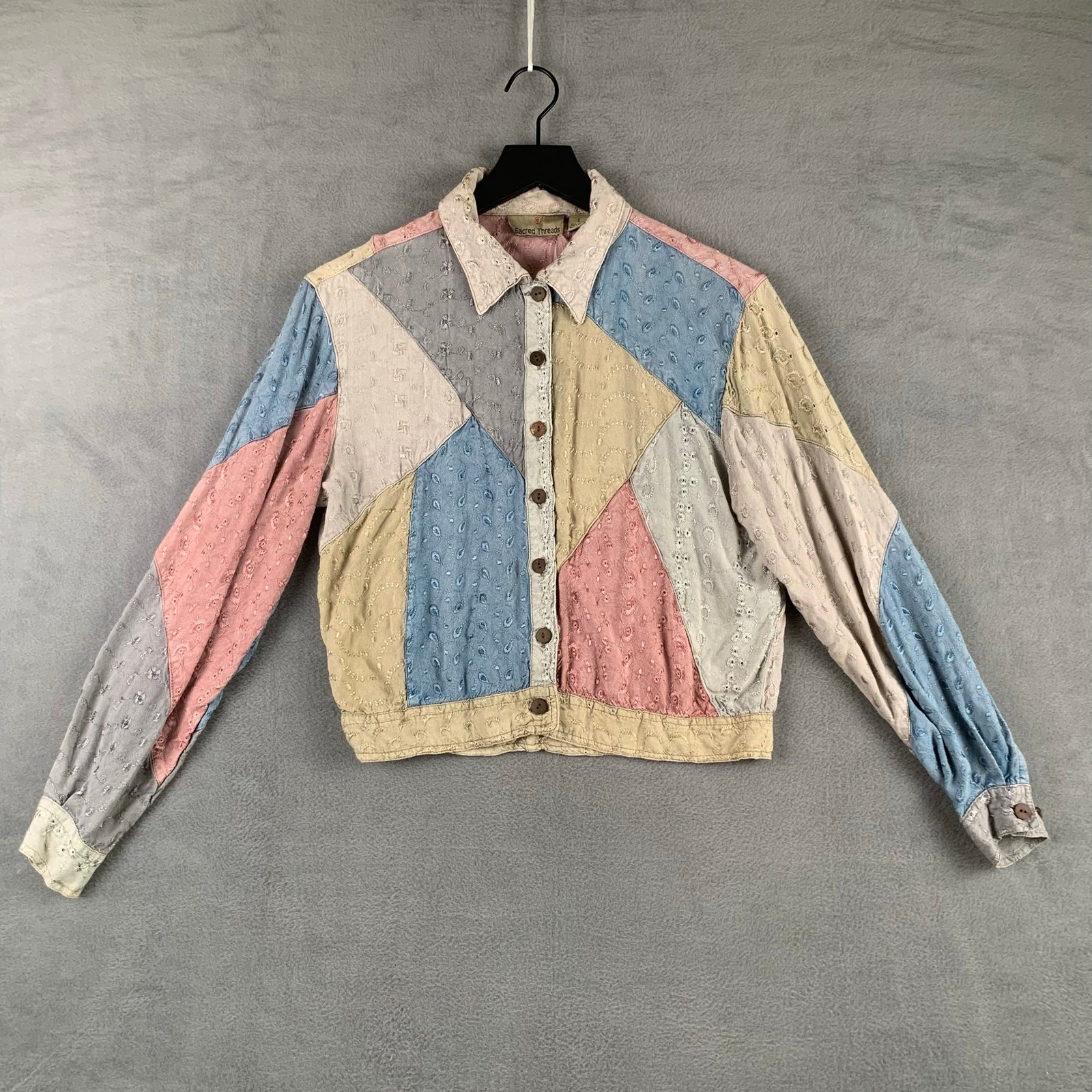 Sacred Threads Pastel Patchwork Eyelet Button Fro… - image 1
