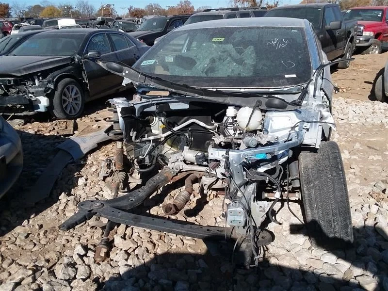 Vidrio parabrisas con sistema de prechoque Opt Ueu se adapta a 16-23 MALIBU 2023474 Foto 2 de 4