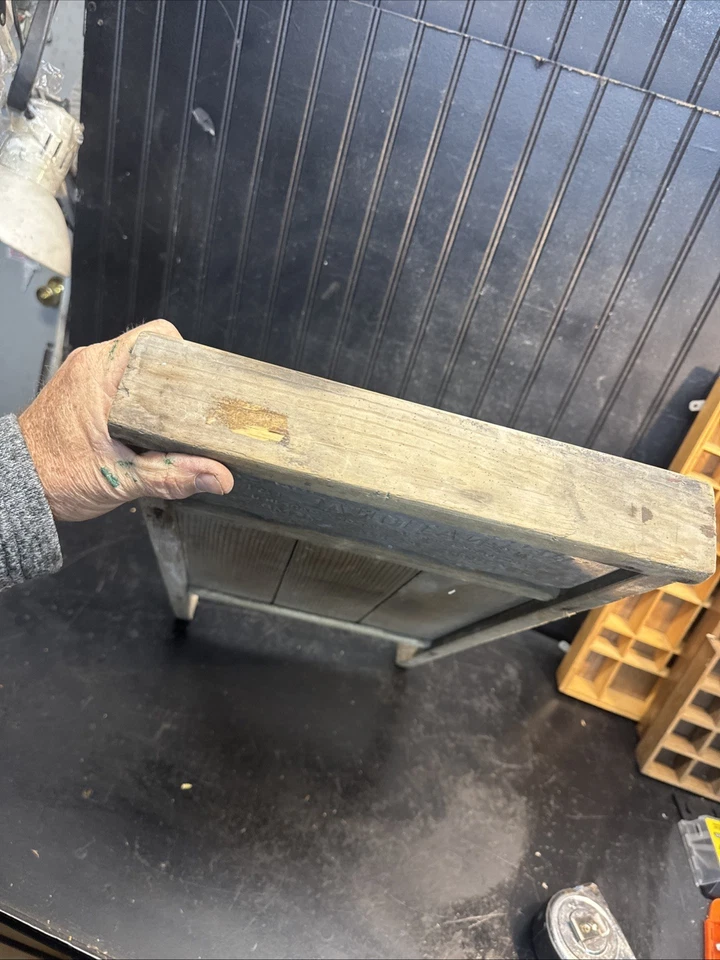 Lavabo de metal y madera vintage National Washboard Co. n.º 181 circa 1915 Foto 4 de 4