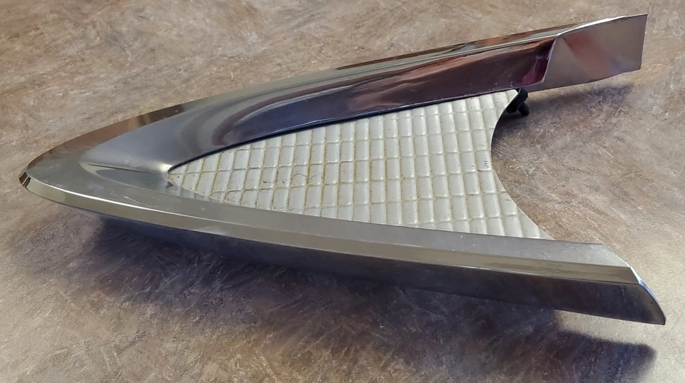 Dodge Custom Royal Lancer 1958 cuarto de panel lateral derecho moldura de aleta #1835814 Foto 3 de 4