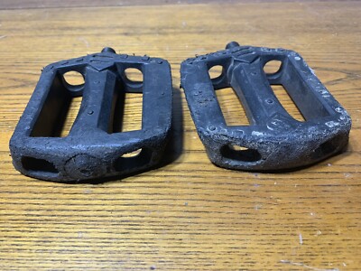 PÉDALES BMX 1/2 POUCE KHE PRISM PVC Noir Axe 84mm Large 86g Avec