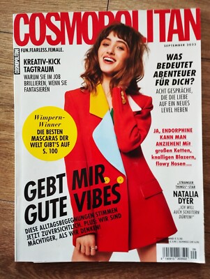    COSMOPOLITAN Sept.2022 NATALIA DYER ''Stranger Things''