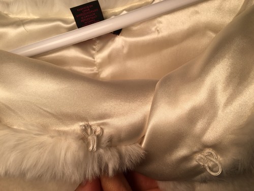 NWT Christian Siriano Faux Fur Stole Wedding Wrap shrug Womens White Ivory clasp - Picture 6 of 10