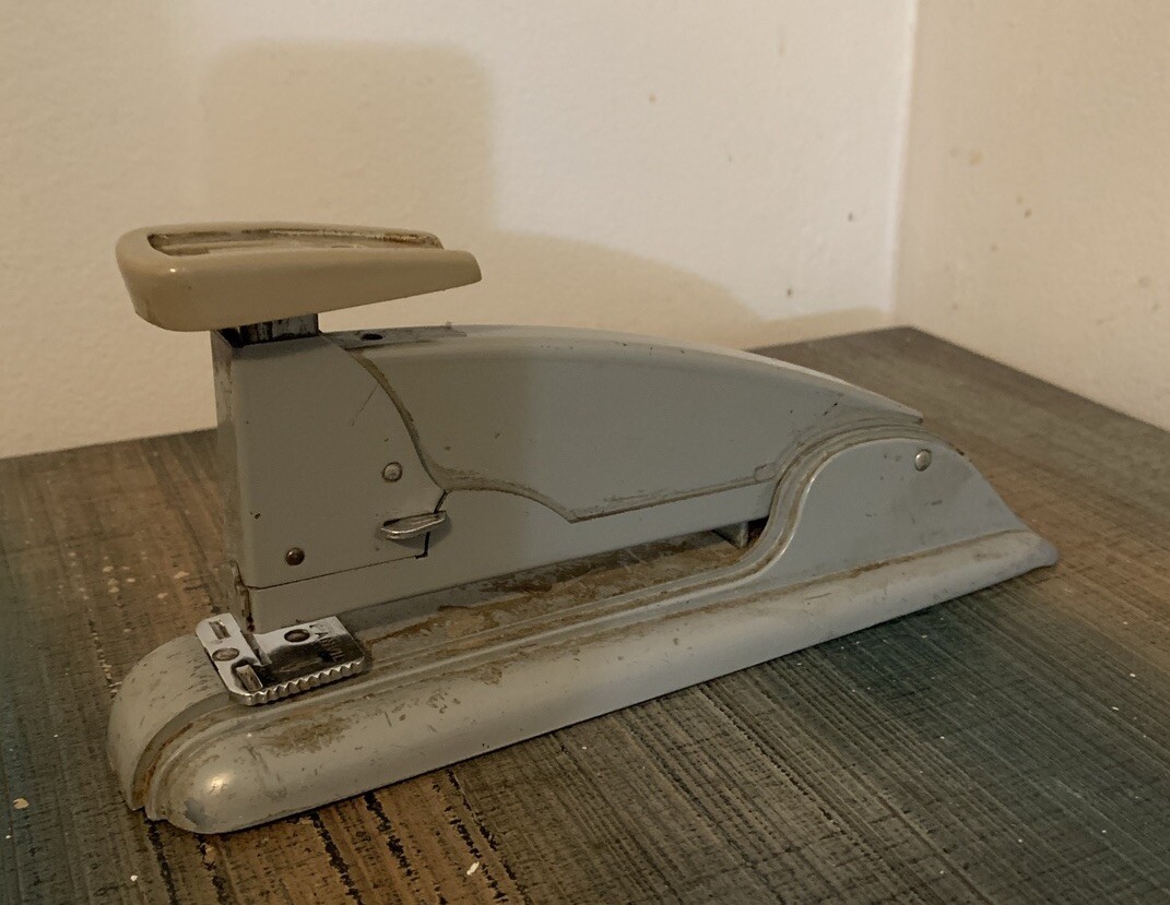 Vintage Swingline Speed Stapler #3 Art Deco made In NEW YORK USA & Staples-image