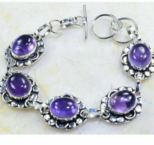 Collane e ciondoli antichi in argento con pietra principale ametista
