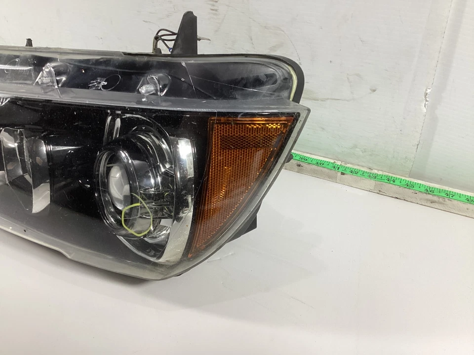 Conjunto de faros HID laterales derechos Dodge Charger 2011-2014 57010412AD OEM Foto 4 de 4