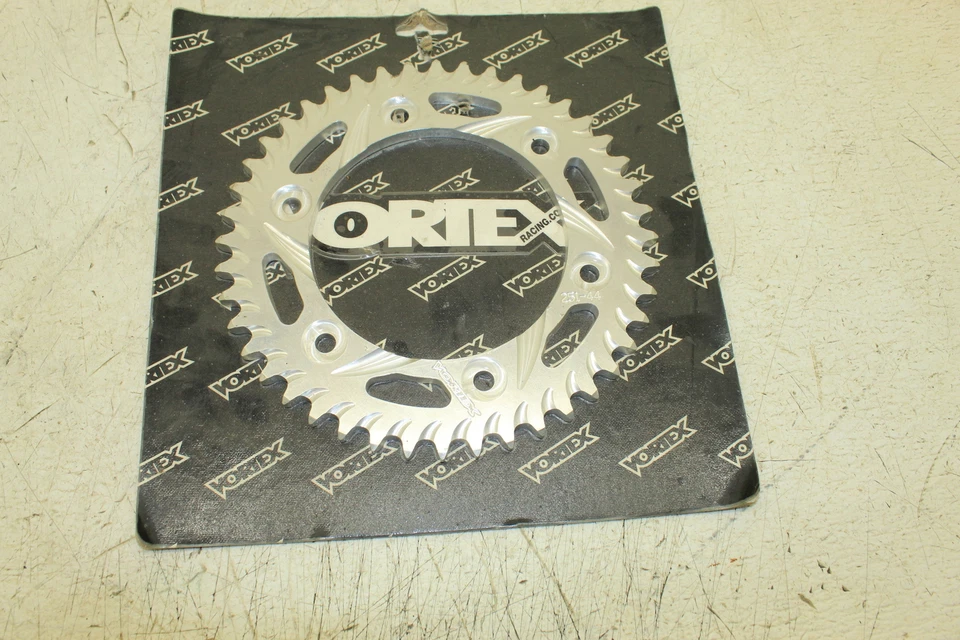 00-05 PIÑÓN TRASERO HONDA CBR929RR CBR954RR RC51 CBR1000 RECAMBIO A-27D Foto 2 de 4